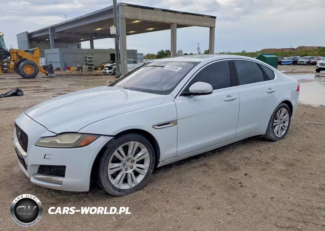 2016 Jaguar Xf