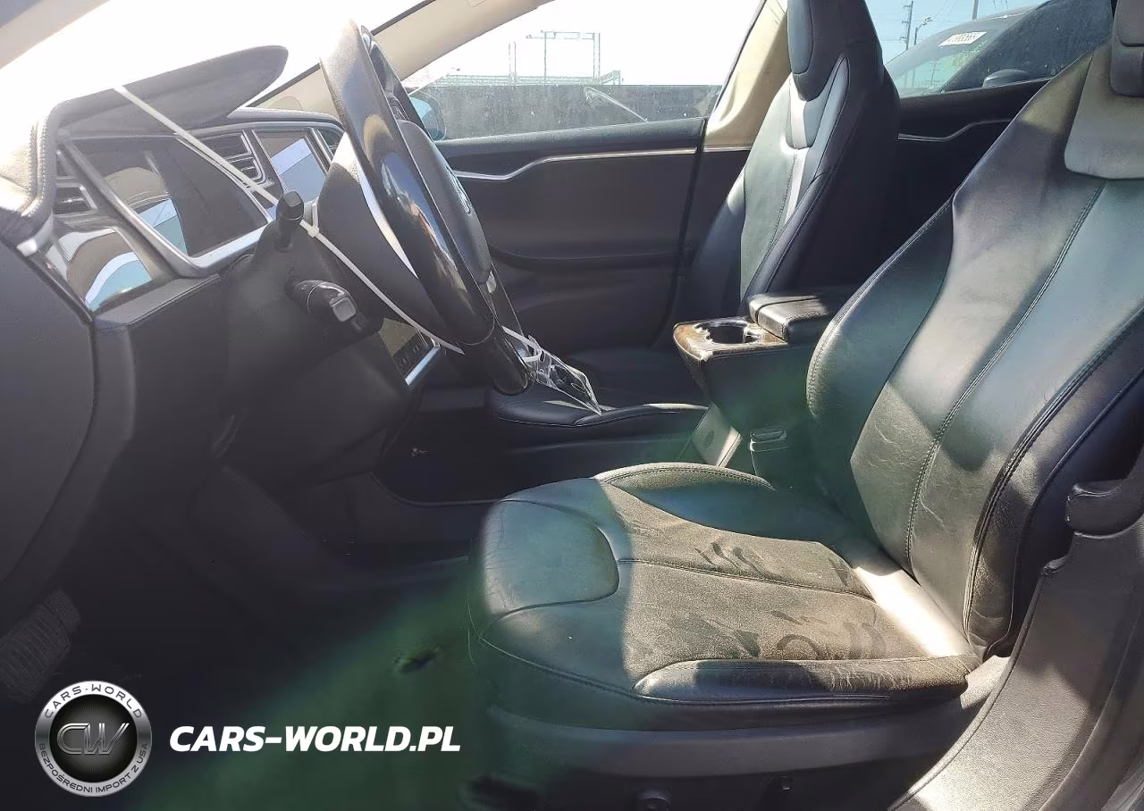 2013 Tesla Model S VIN:5YJSA1CN9DFP15689 - 7