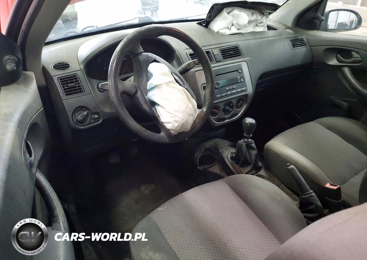 2005 Ford Focus Zx3 VIN:3FAFP31N95R146671 - 8
