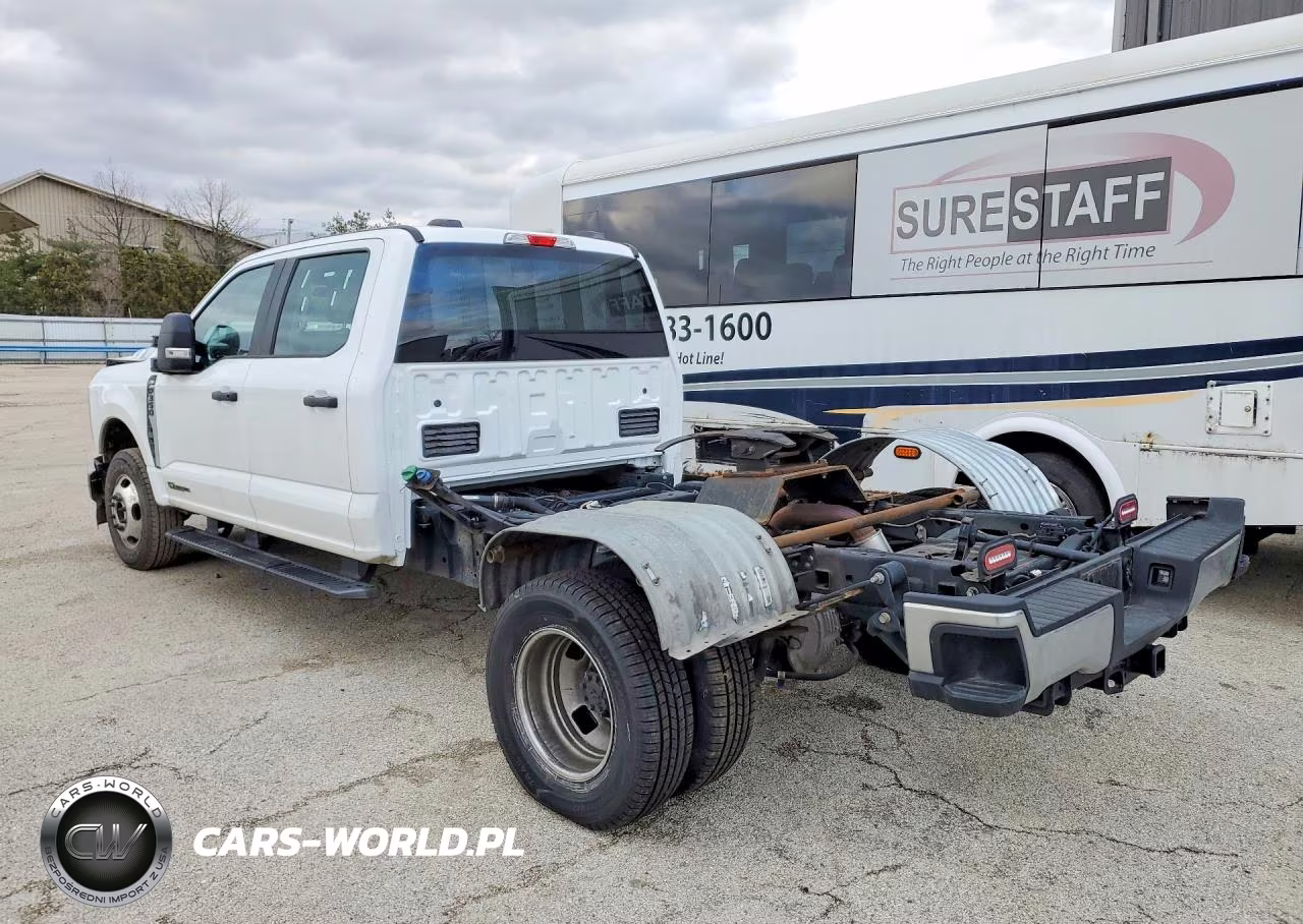 2024 Ford F350 Super Duty Truck Cab And Chassis VIN:1FT8W3DT3REE10699 - 2