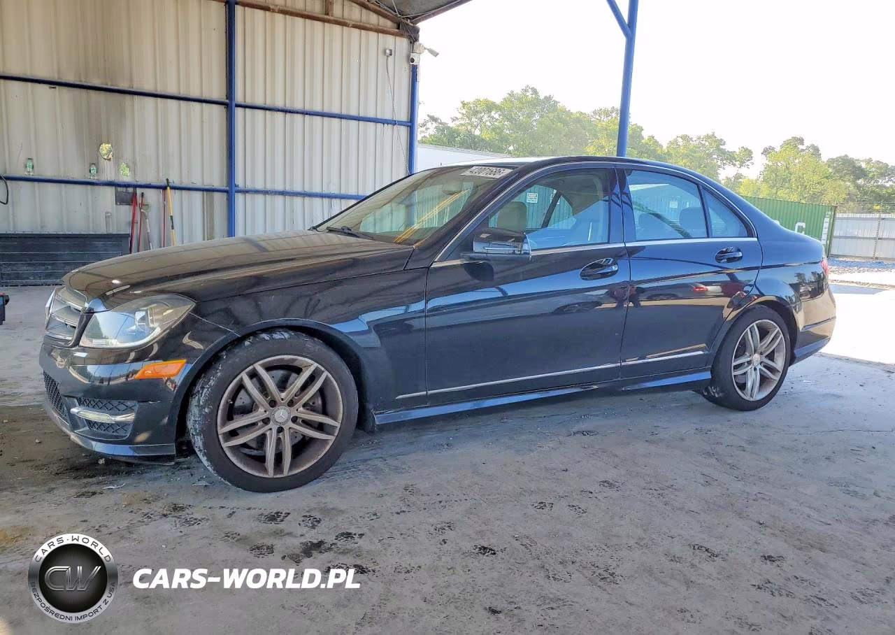 2013 Mercedes-Benz C 300 4Matic VIN:WDDGF8AB1DR292535 - 1