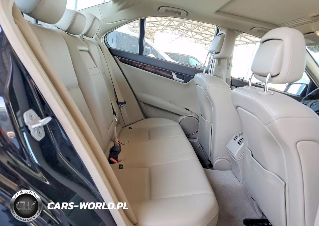 2013 Mercedes-Benz C 300 4Matic VIN:WDDGF8AB1DR292535 - 10