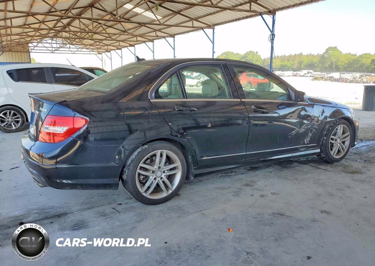 2013 Mercedes-Benz C 300 4Matic VIN:WDDGF8AB1DR292535 - 3
