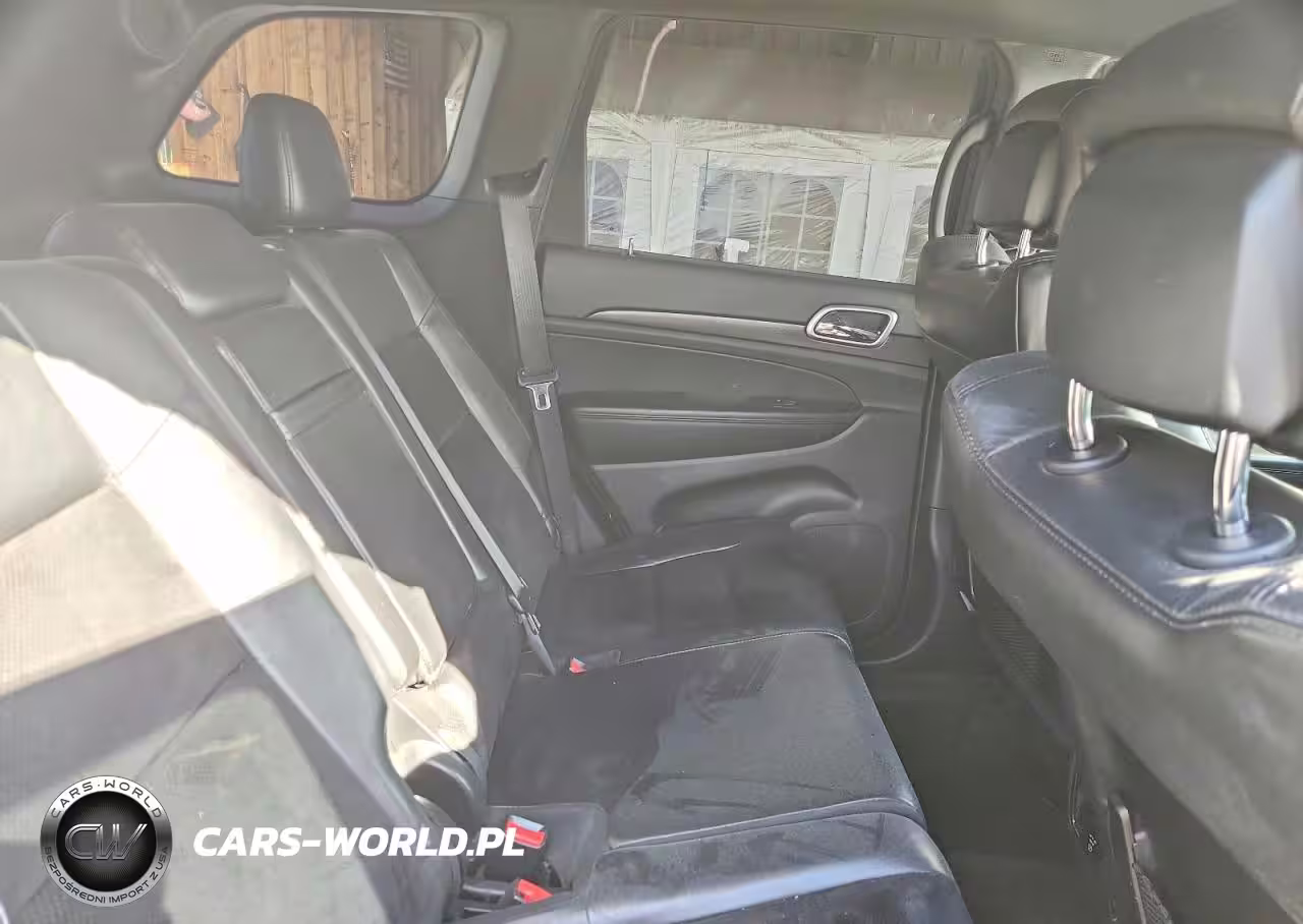 2018 Jeep Grand Cherokee Laredo VIN:1C4RJFAG6JC164792 - 11