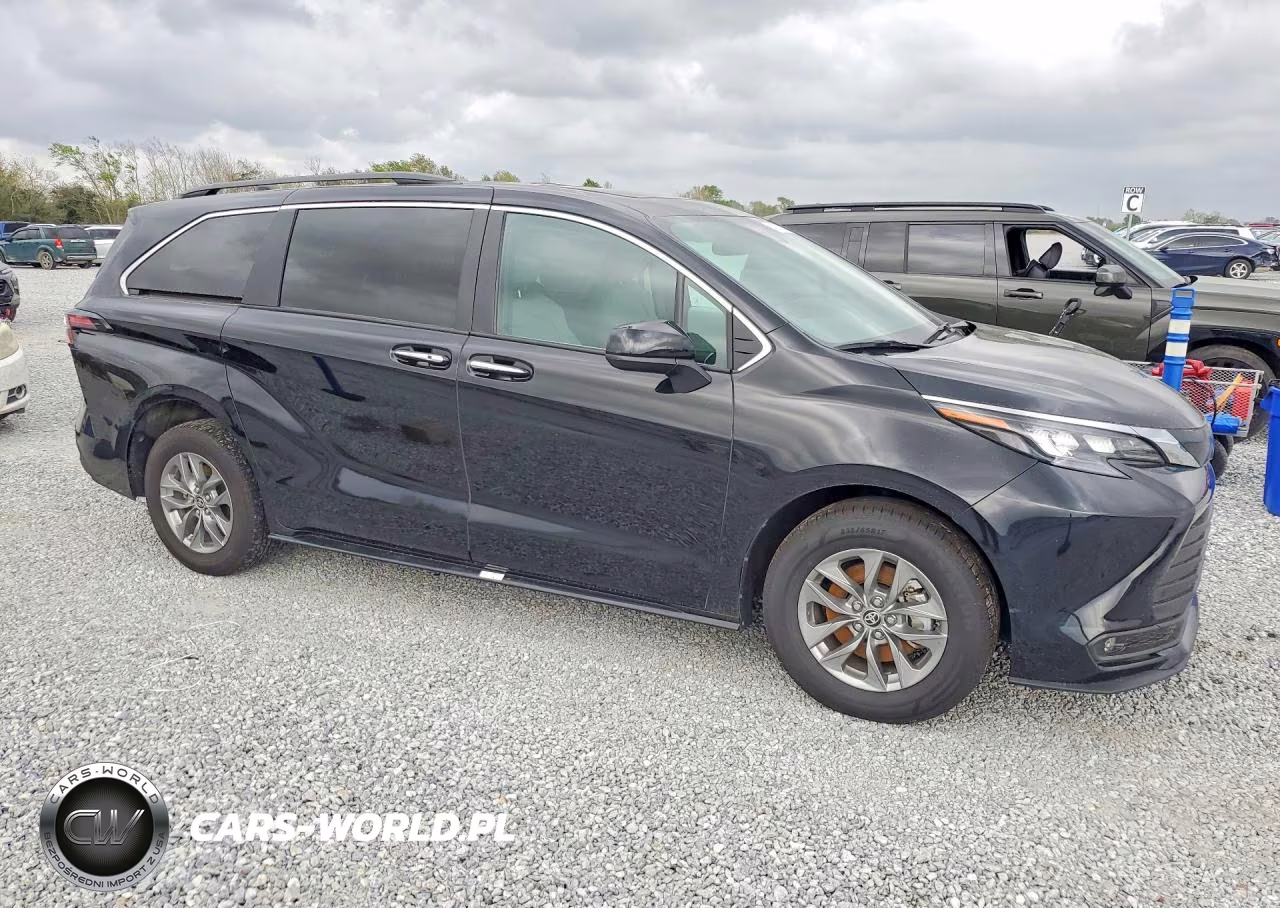 2025 Toyota Sienna Xle 8-Passenger VIN:5TDYRKEC6SS237602 - 4