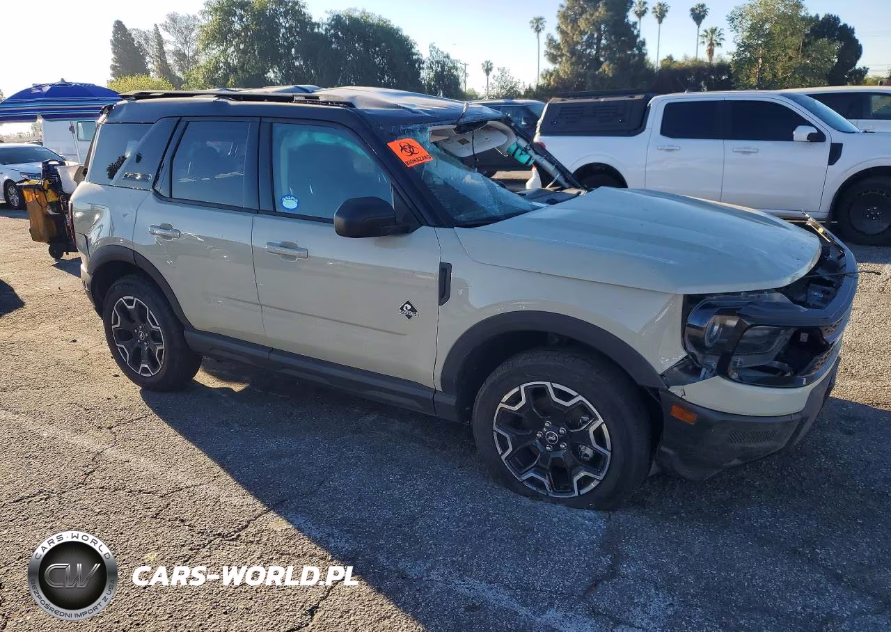 2025 Ford Bronco Sport Outer Banks VIN:3FMCR9CN8SRE97182 - 4