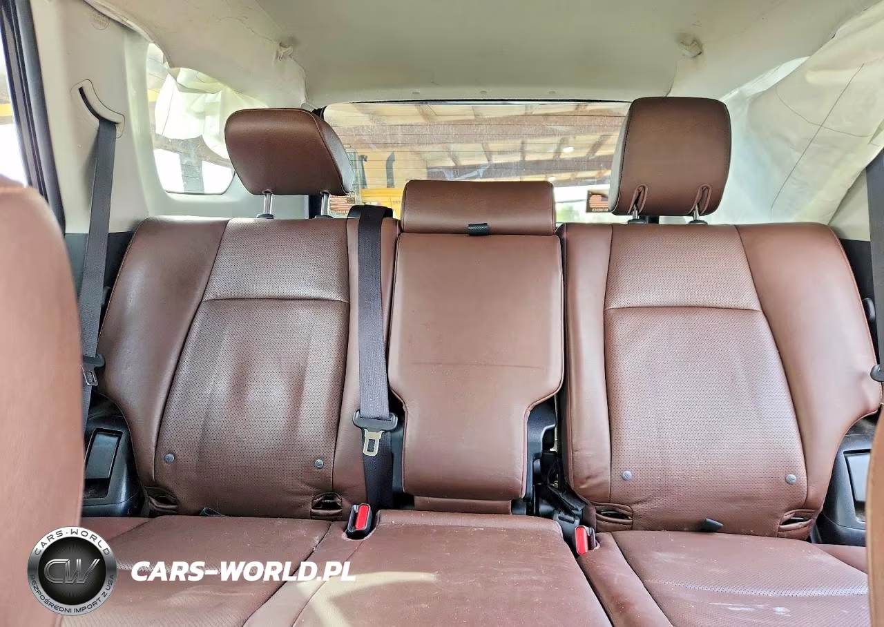 2020 Toyota 4Runner Limited VIN:JTEBU5JR4L5829874 - 10