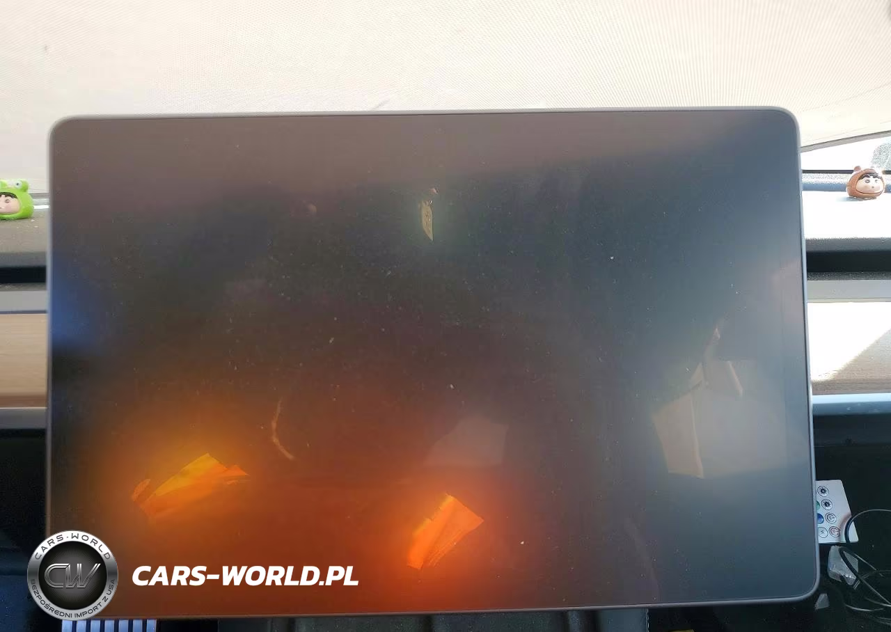 2023 Tesla Model 3 VIN:5YJ3E1EC9PF714244 - 9