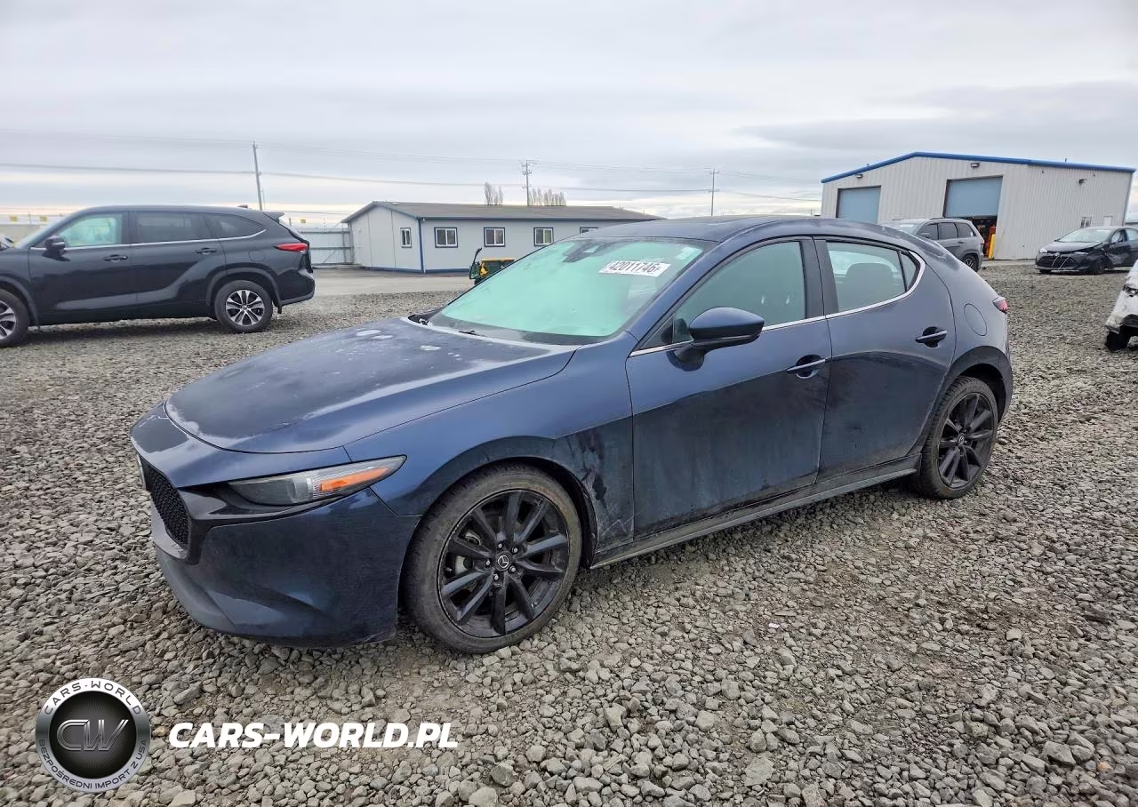 Główne zdjęcie 2020 Mazda 3 Premium