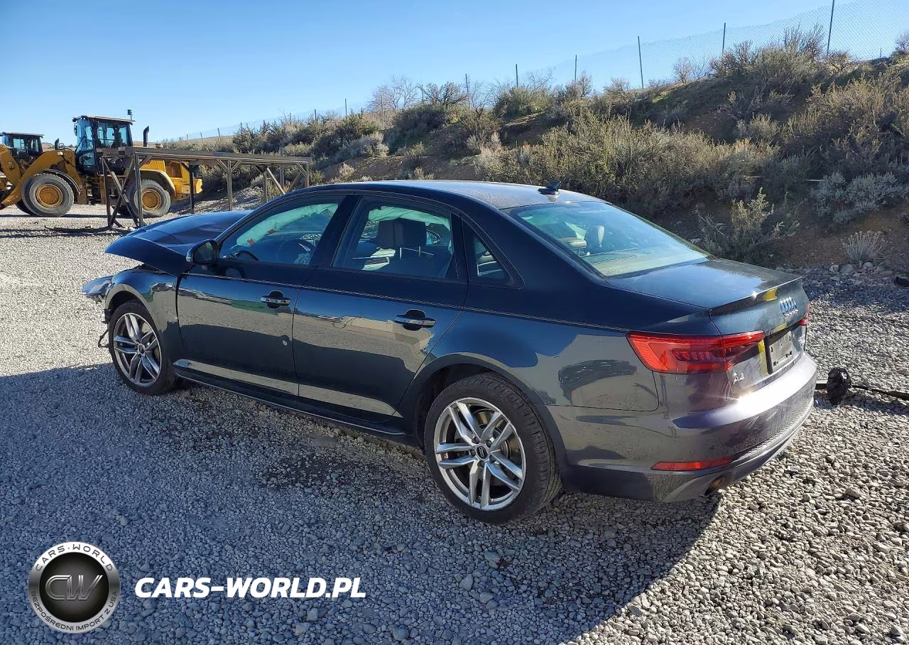 2017 Audi A4 Premium VIN:WAUDNAF48HN041829 - 2