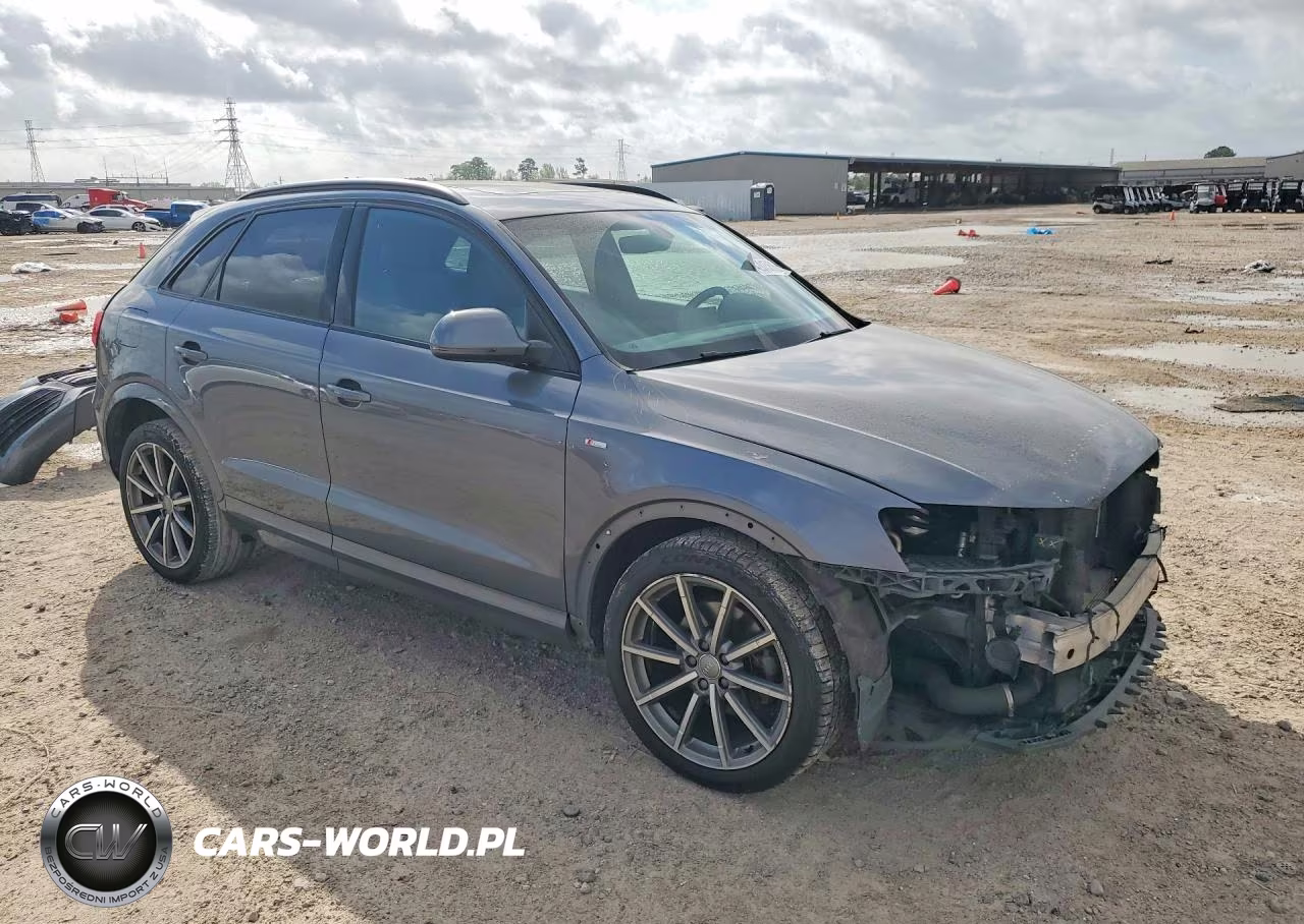 2017 Audi Q3 Prestige VIN:WA1GCCFSXHR002873 - 4