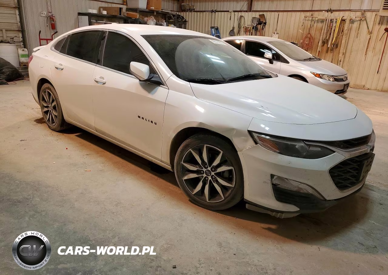 2020 Chevrolet Malibu Rs VIN:1G1ZG5ST2LF145722 - 4