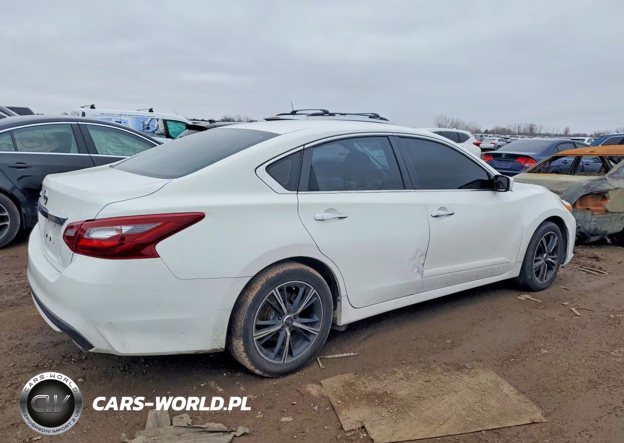 2018 Nissan Altima 2.5 S VIN:1N4AL3AP0JC172818 - 3