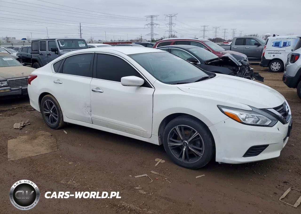 2018 Nissan Altima 2.5 S VIN:1N4AL3AP0JC172818 - 4