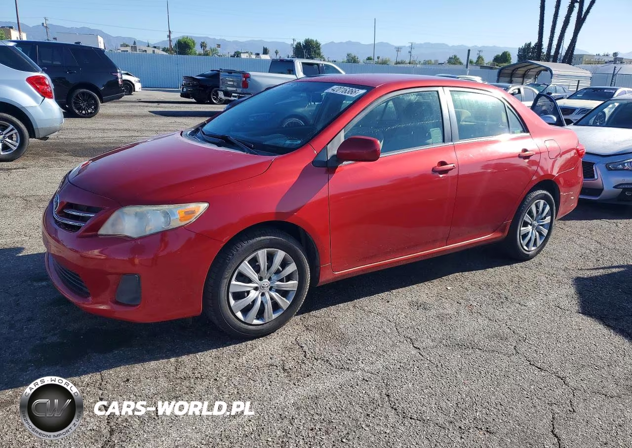 2013 Toyota Corolla Le – zdjęcie 1 z 12