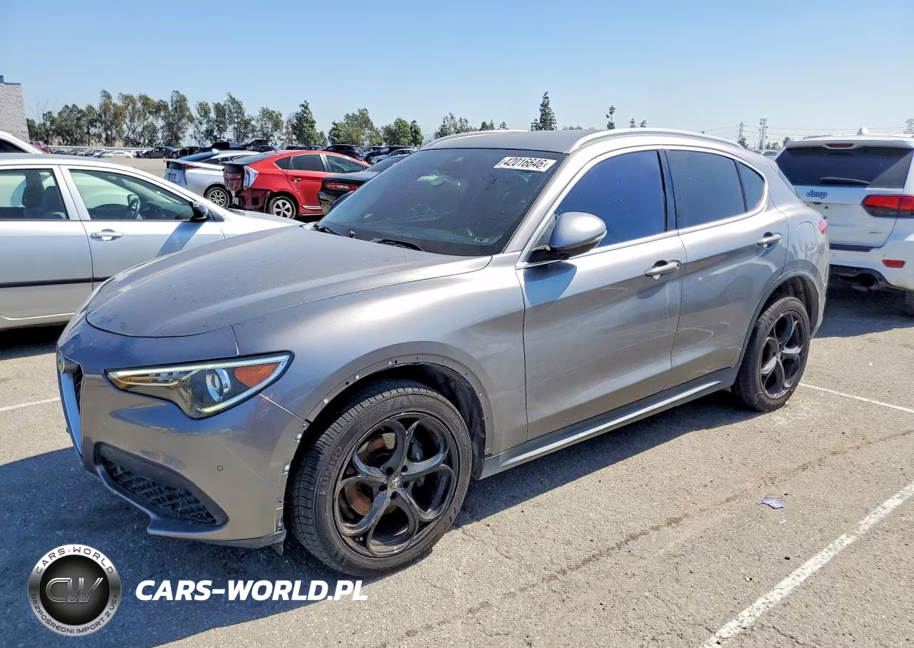 2018 Alfa Romeo Stelvio Ti