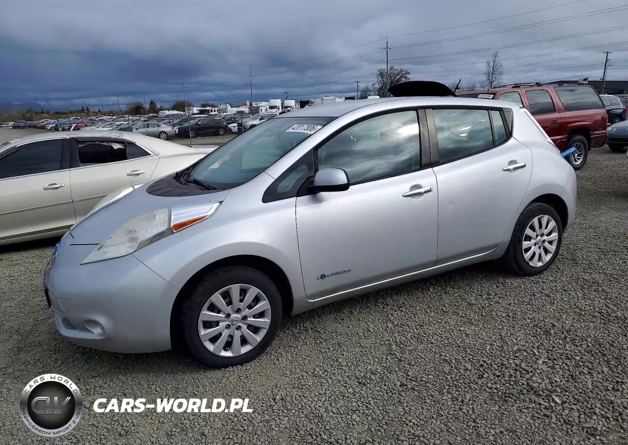 2015 Nissan Leaf S