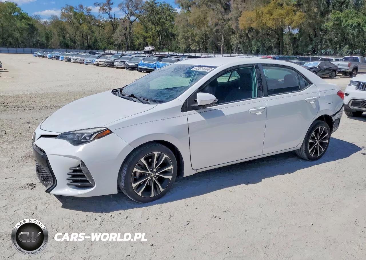 2018 Toyota Corolla Se VIN:5YFBURHE3JP798955 - 1