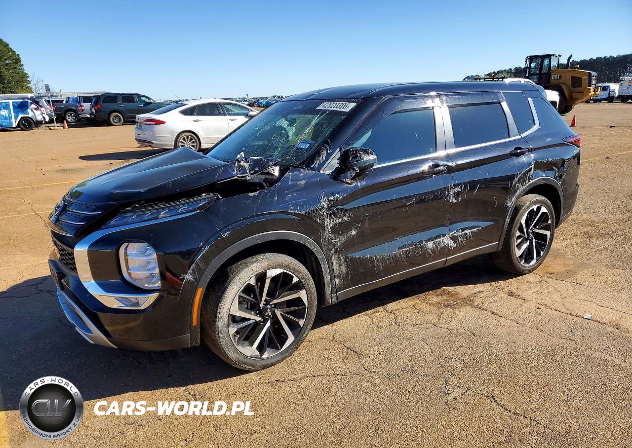 2022 Mitsubishi Outlander Se