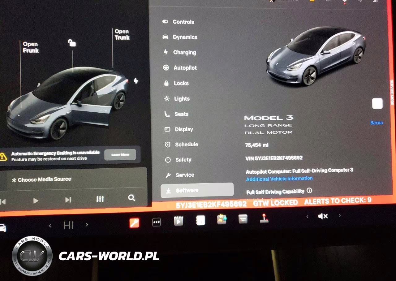 2019 Tesla Model 3 VIN:5YJ3E1EB2KF495692 - 9