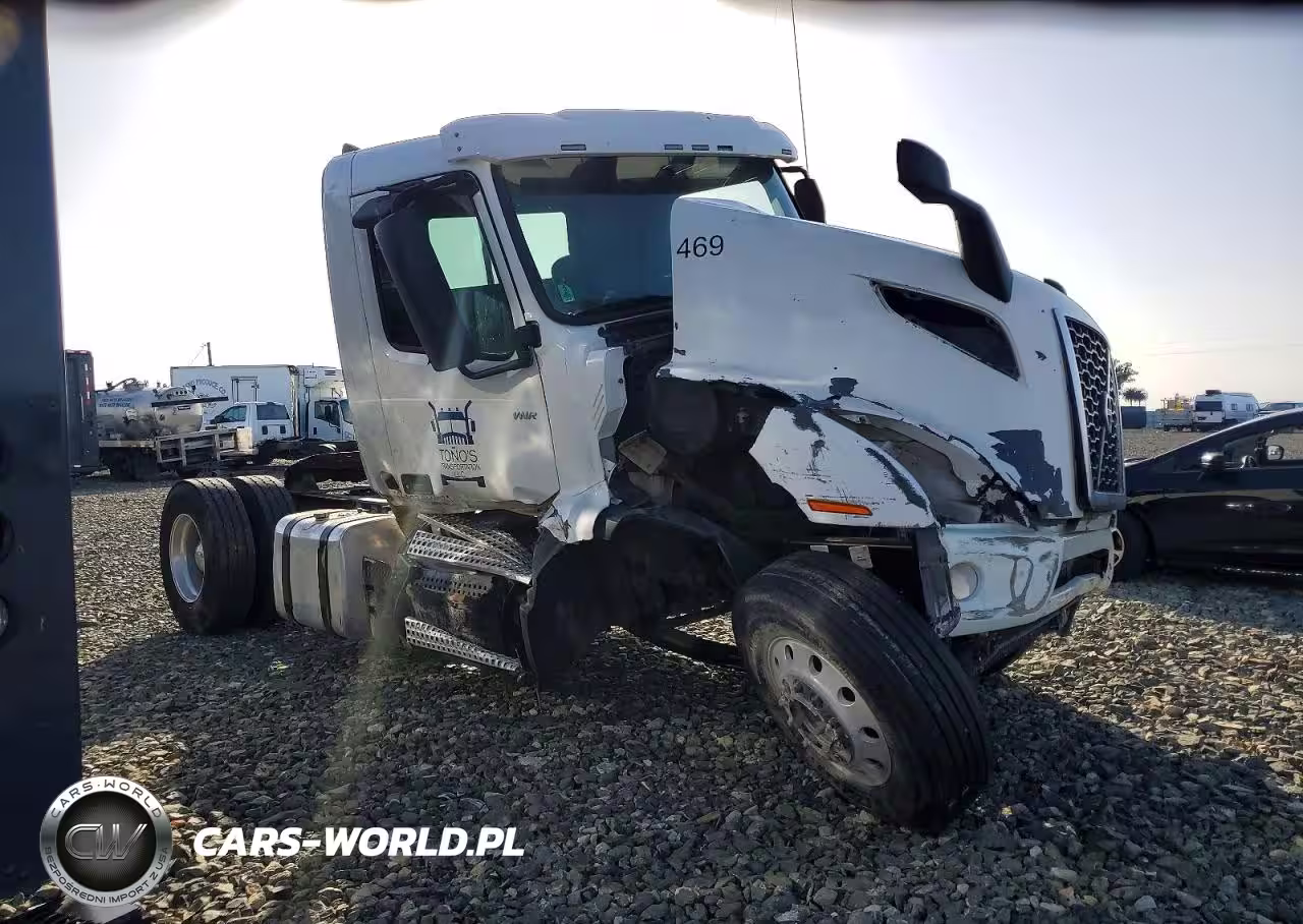 2019 Volvo Vnr Semi Truck