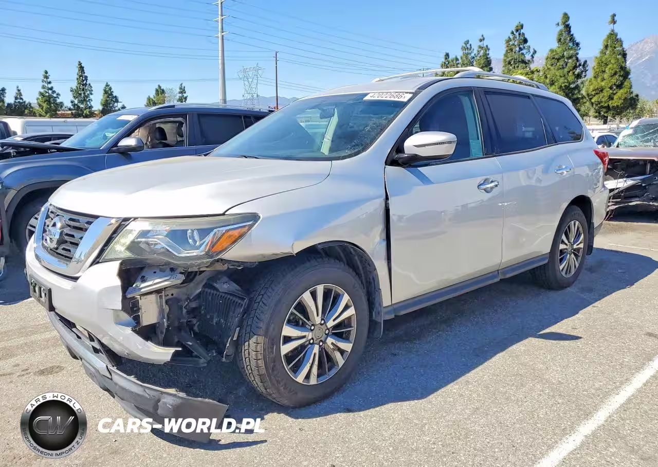 2018 Nissan Pathfinder S