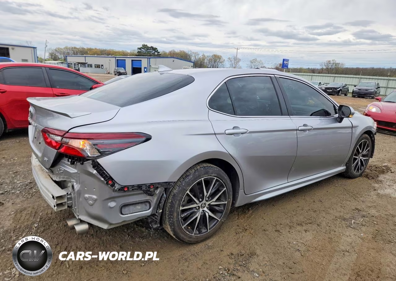 2023 Toyota Camry Se VIN:4T1G11AK0PU724786 - 3