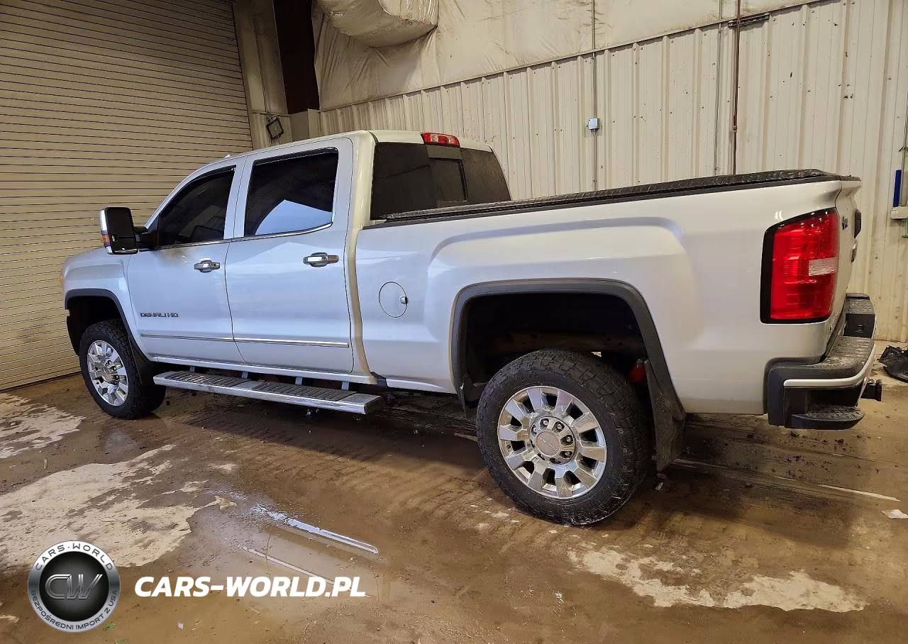 2019 GMC Sierra K2500 Denali VIN:1GT12SEY0KF220344 - 2