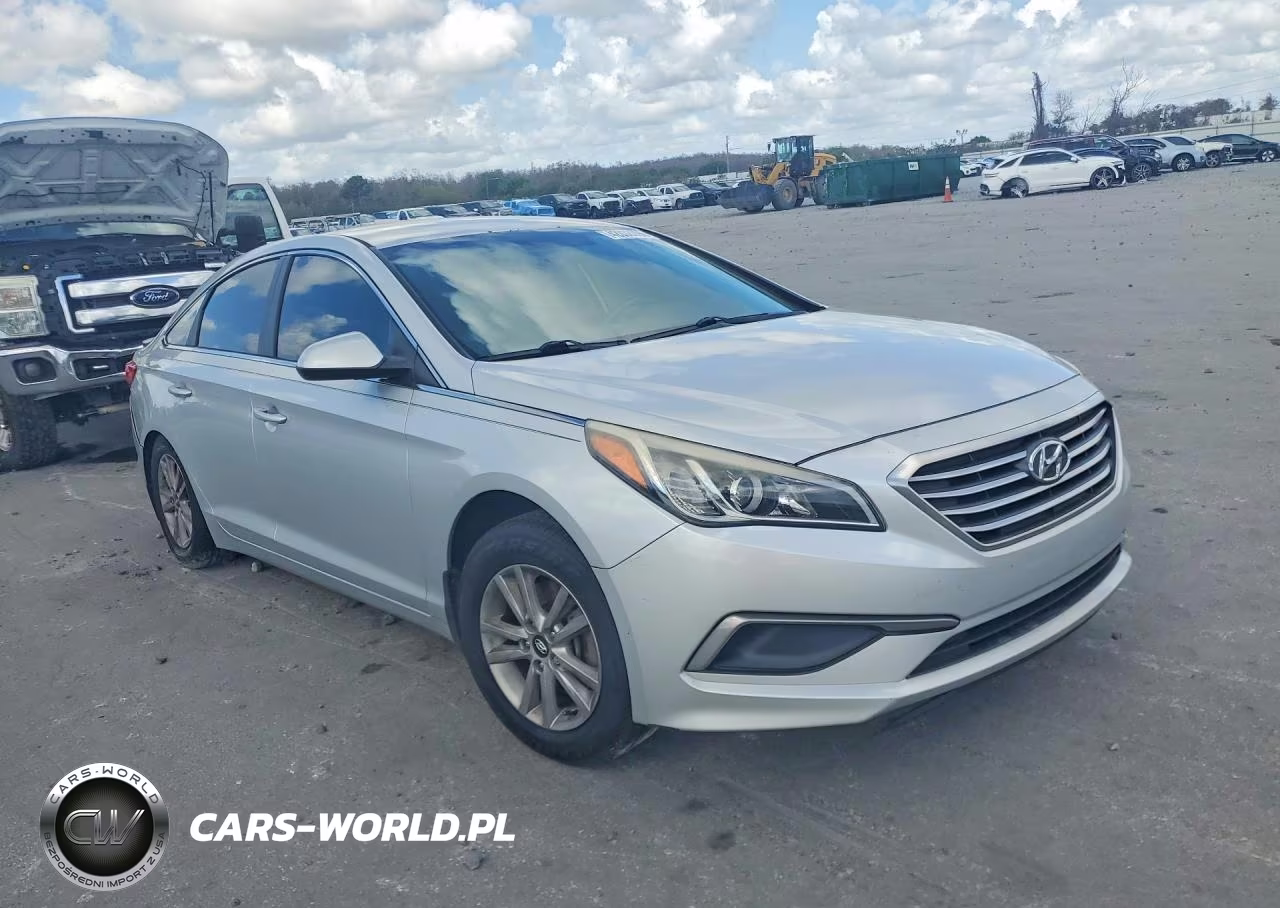 2016 Hyundai Sonata Se VIN:5NPE24AF1GH301500 - 4