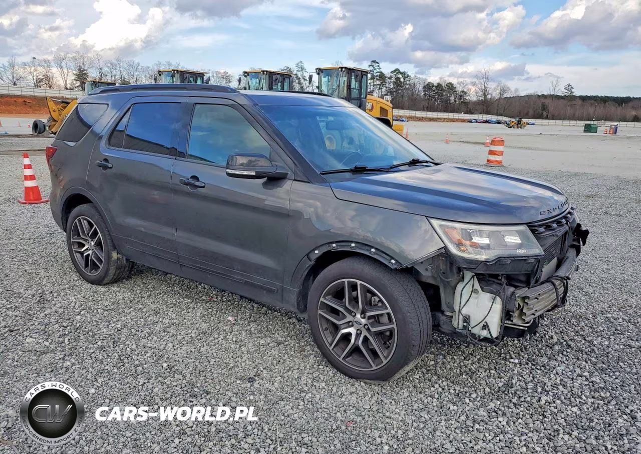 2016 Ford Explorer Sport VIN:1FM5K8GT2GGC40548 - 4