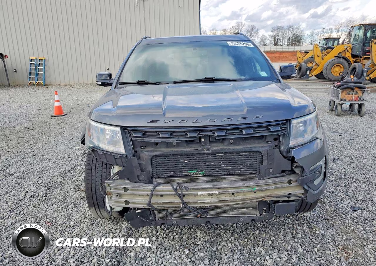 2016 Ford Explorer Sport VIN:1FM5K8GT2GGC40548 - 5