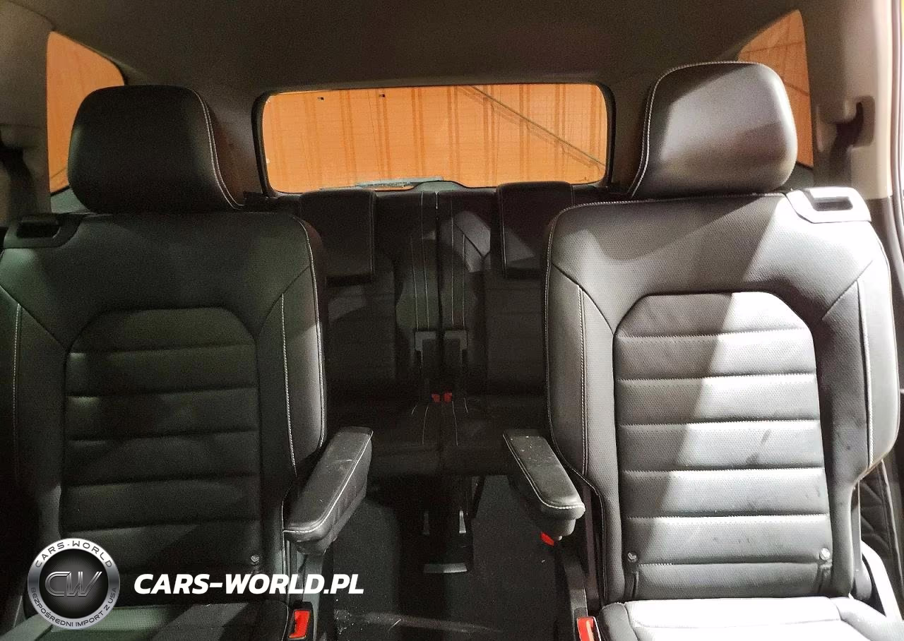 2023 Volkswagen Atlas Sel Premium R-Line VIN:1V2FR2CA2PC519607 - 10