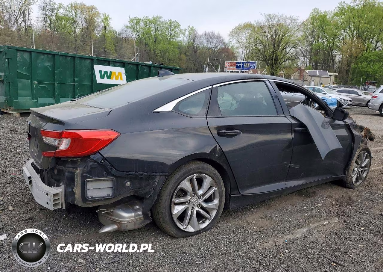 2018 Honda Accord Lx VIN:1HGCV1F1XJA131115 - 3