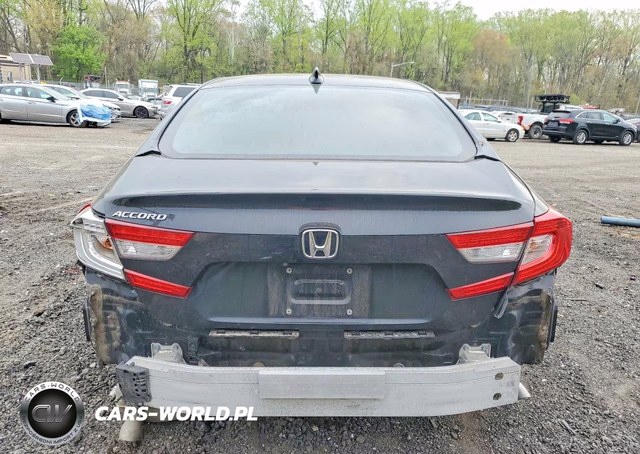 2018 Honda Accord Lx VIN:1HGCV1F1XJA131115 - 6