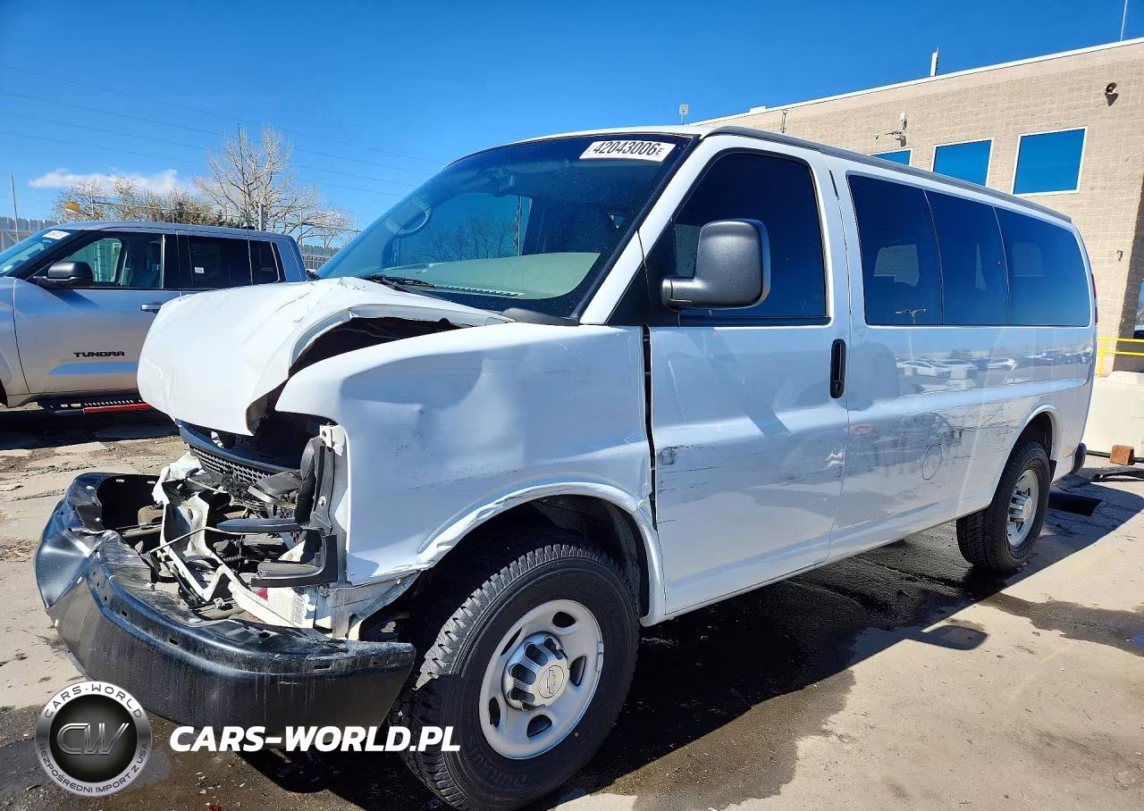 2014 Chevrolet Express G3500 Ls – zdjęcie 1 z 14