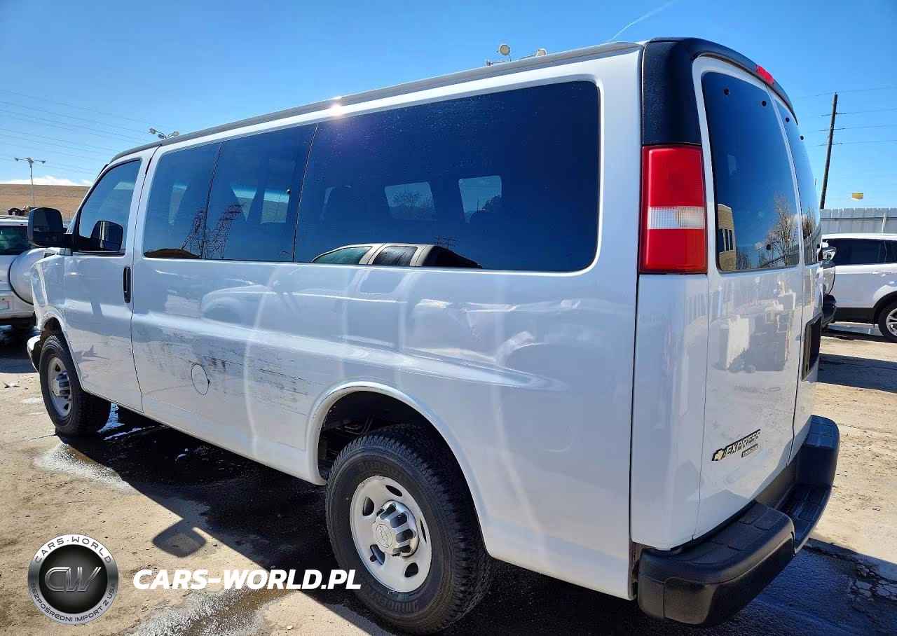 2014 Chevrolet Express G3500 Ls VIN:1GAZGXFG3E1210246 - 2