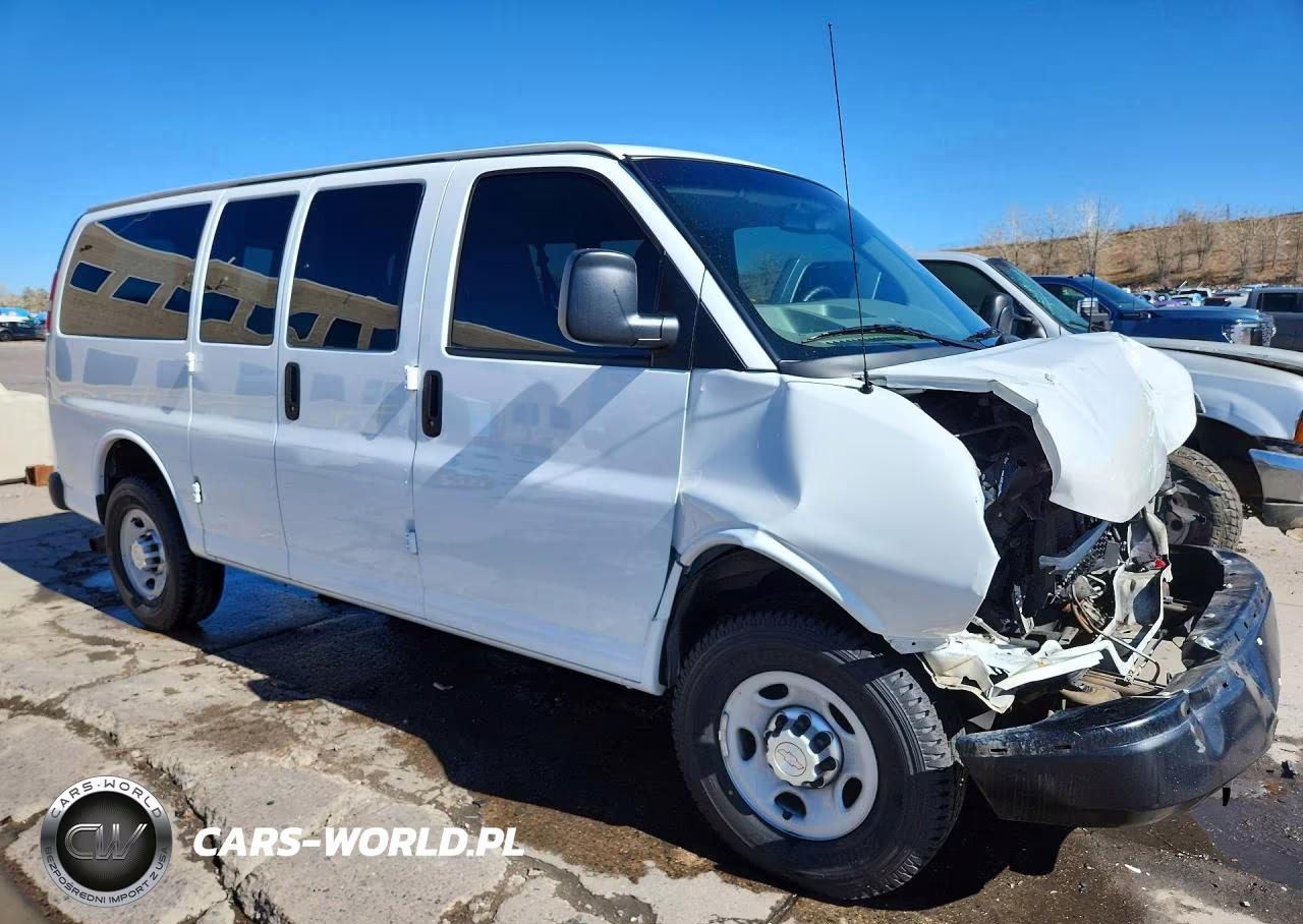 2014 Chevrolet Express G3500 Ls VIN:1GAZGXFG3E1210246 - 4