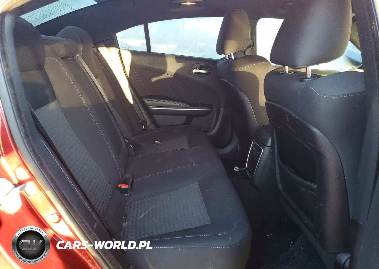 2019 Dodge Charger R VIN:2C3CDXCT2KH575848 - 10