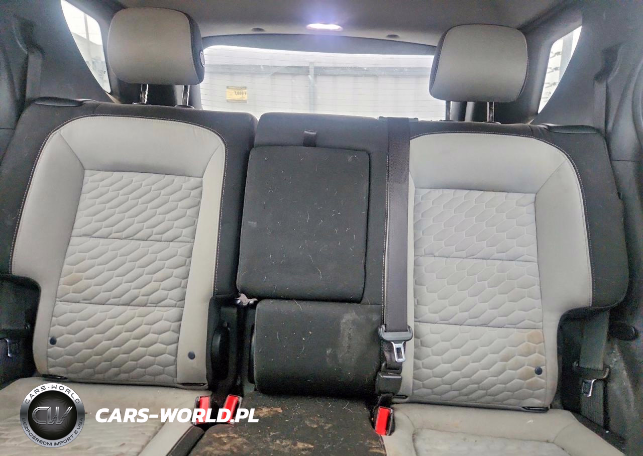 2019 Chevrolet Equinox Ls VIN:3GNAXHEV2KL392205 - 10