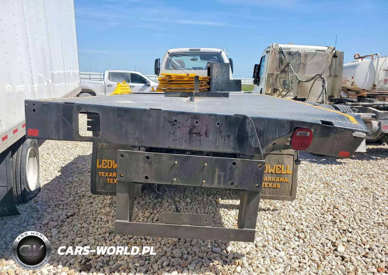 2025 Ford F750 Super Duty Flatbed Truck VIN:1FDNF7AN2SDF07481 - 6