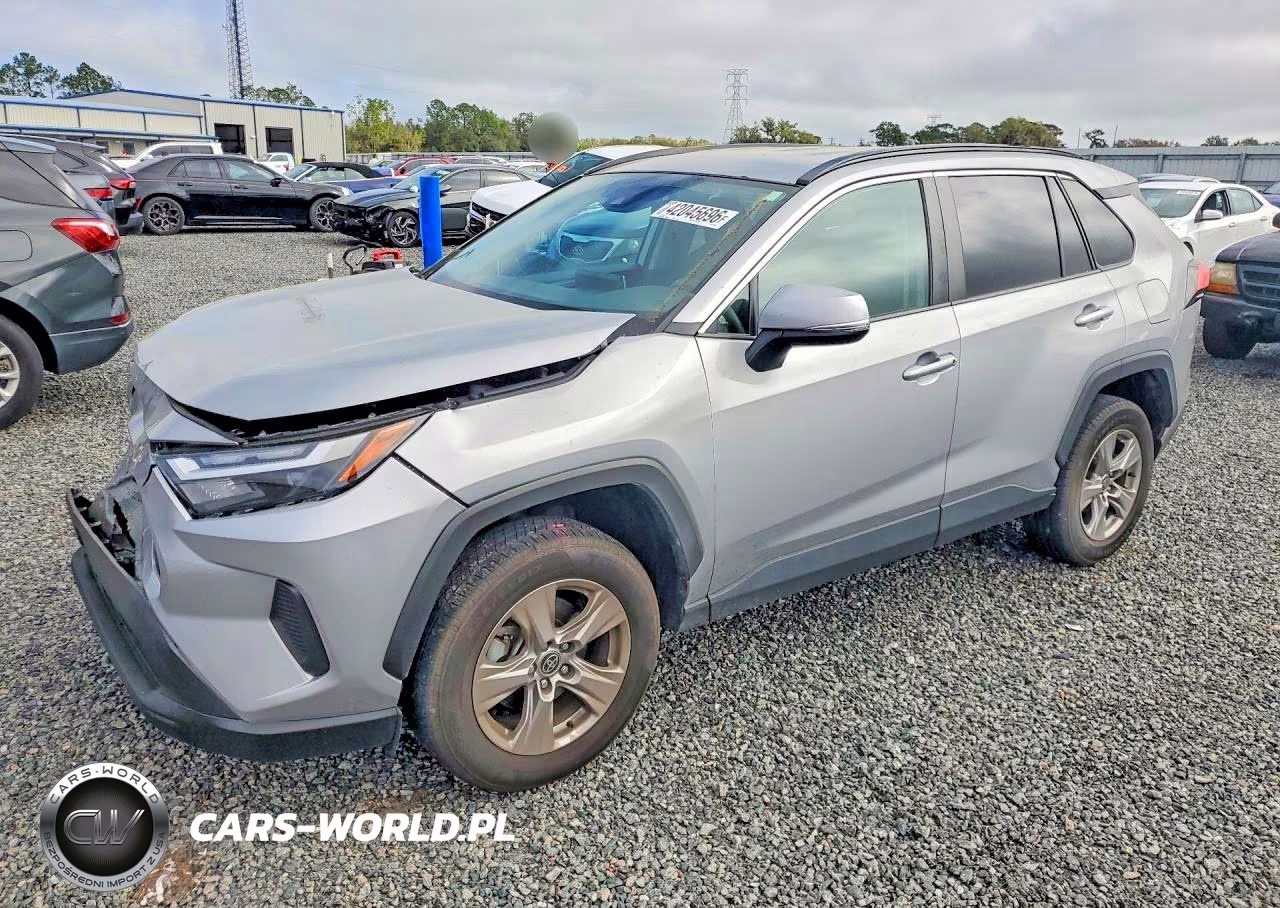2023 Toyota Rav4 Xle – zdjęcie 1 z 13