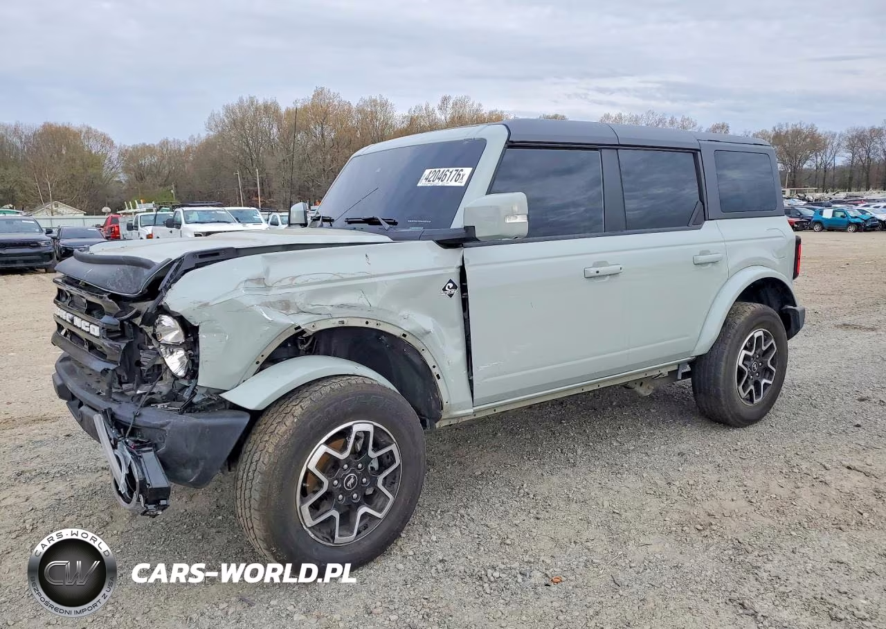 2024 Ford Bronco Outer Banks – zdjęcie 1 z 13
