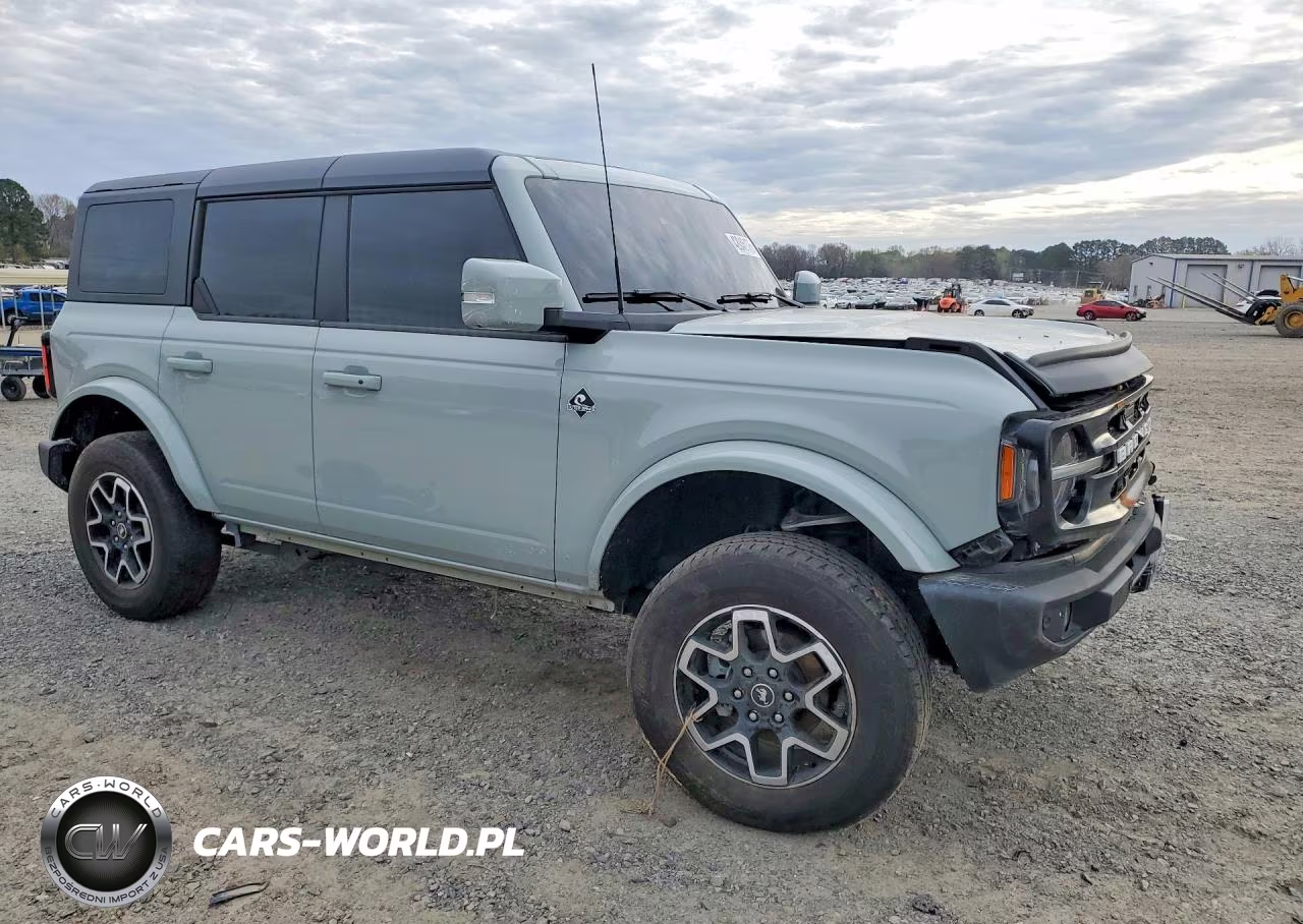 2024 Ford Bronco Outer Banks VIN:1FMEE8BP8RLA33402 - 4