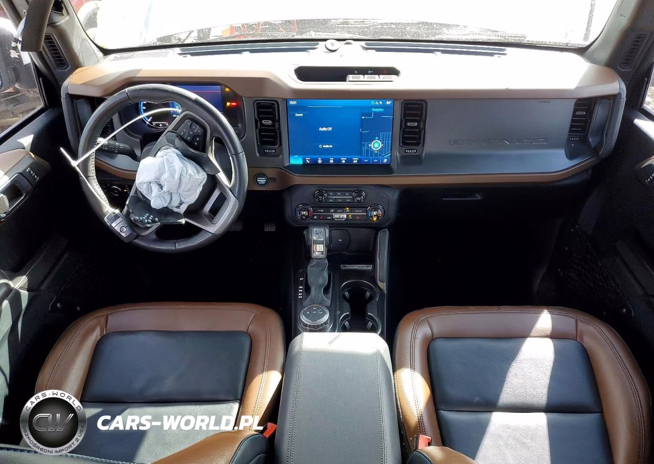 2024 Ford Bronco Outer Banks VIN:1FMEE8BP8RLA33402 - 8