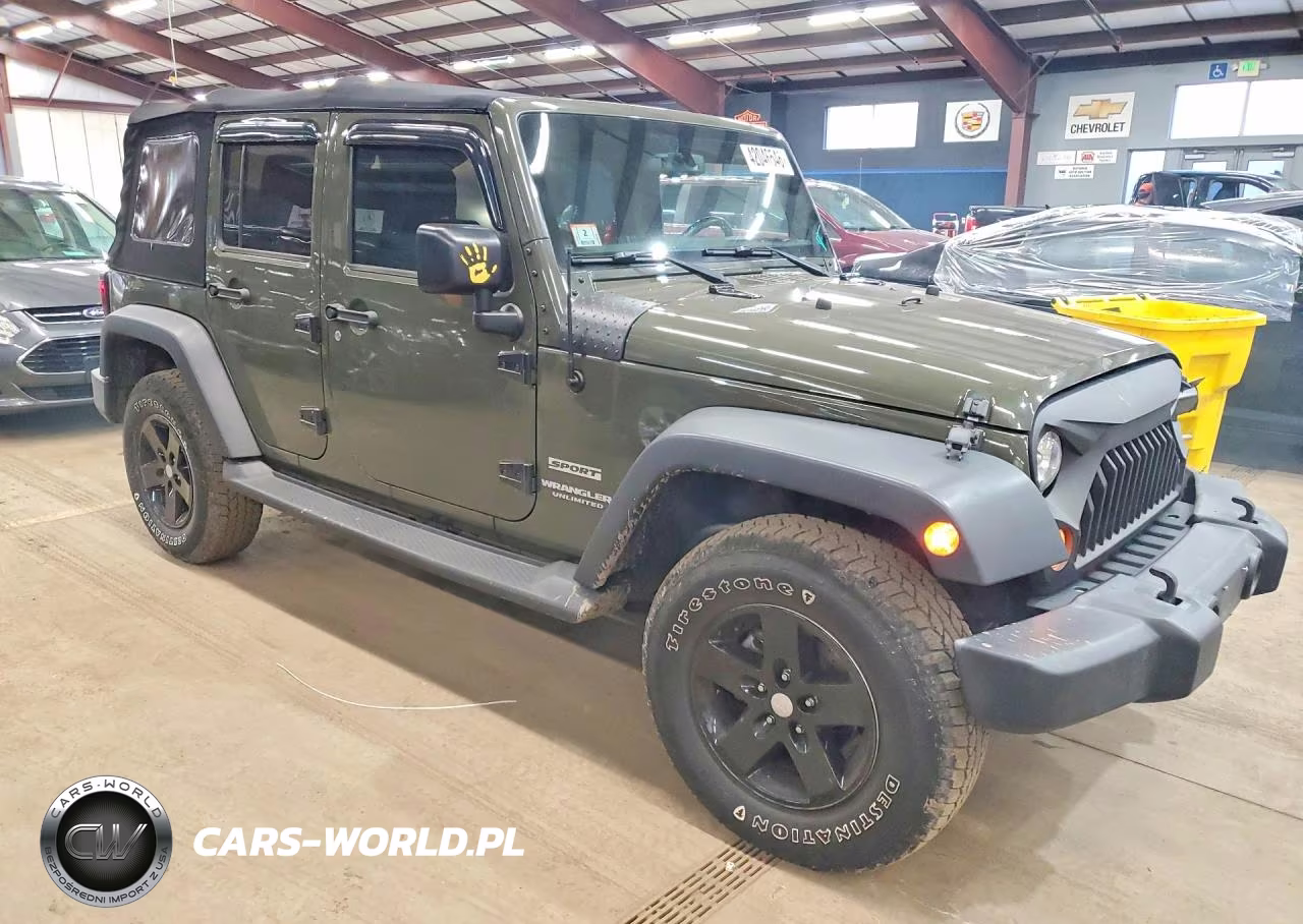 2015 Jeep Wrangler Unlimited Sport VIN:1C4BJWDG6FL767648 - 4