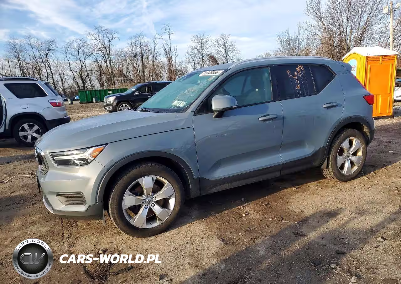 2020 Volvo Xc40 T5 Momentum