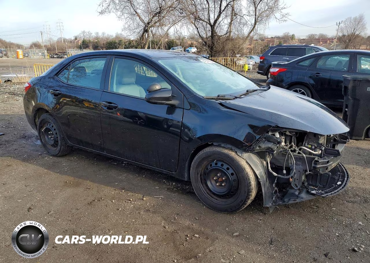 2015 Toyota Corolla Le VIN:2T1BURHE4FC470127 - 4