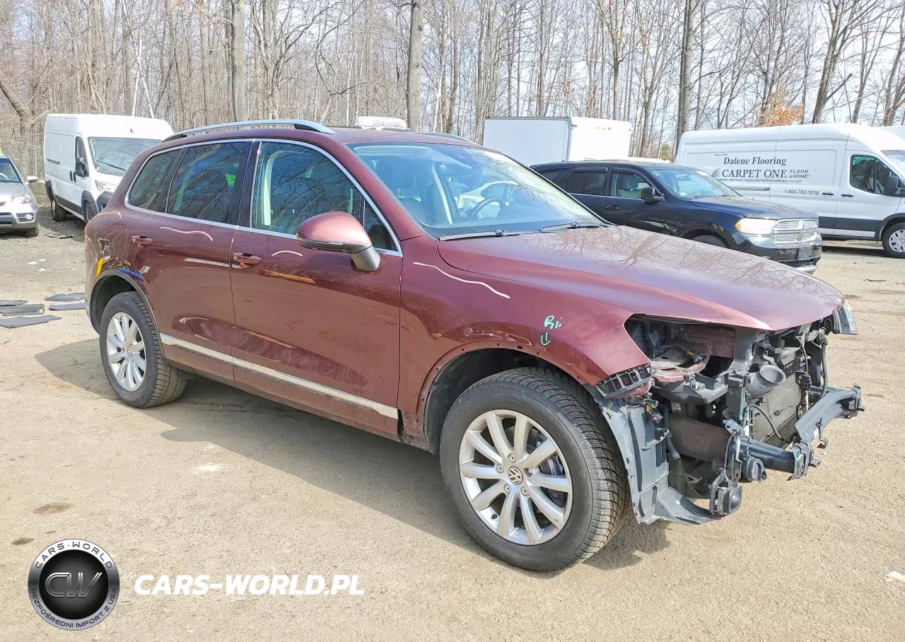 2017 Volkswagen Touareg Executive VIN:WVGGF7BP0HD006204 - 4