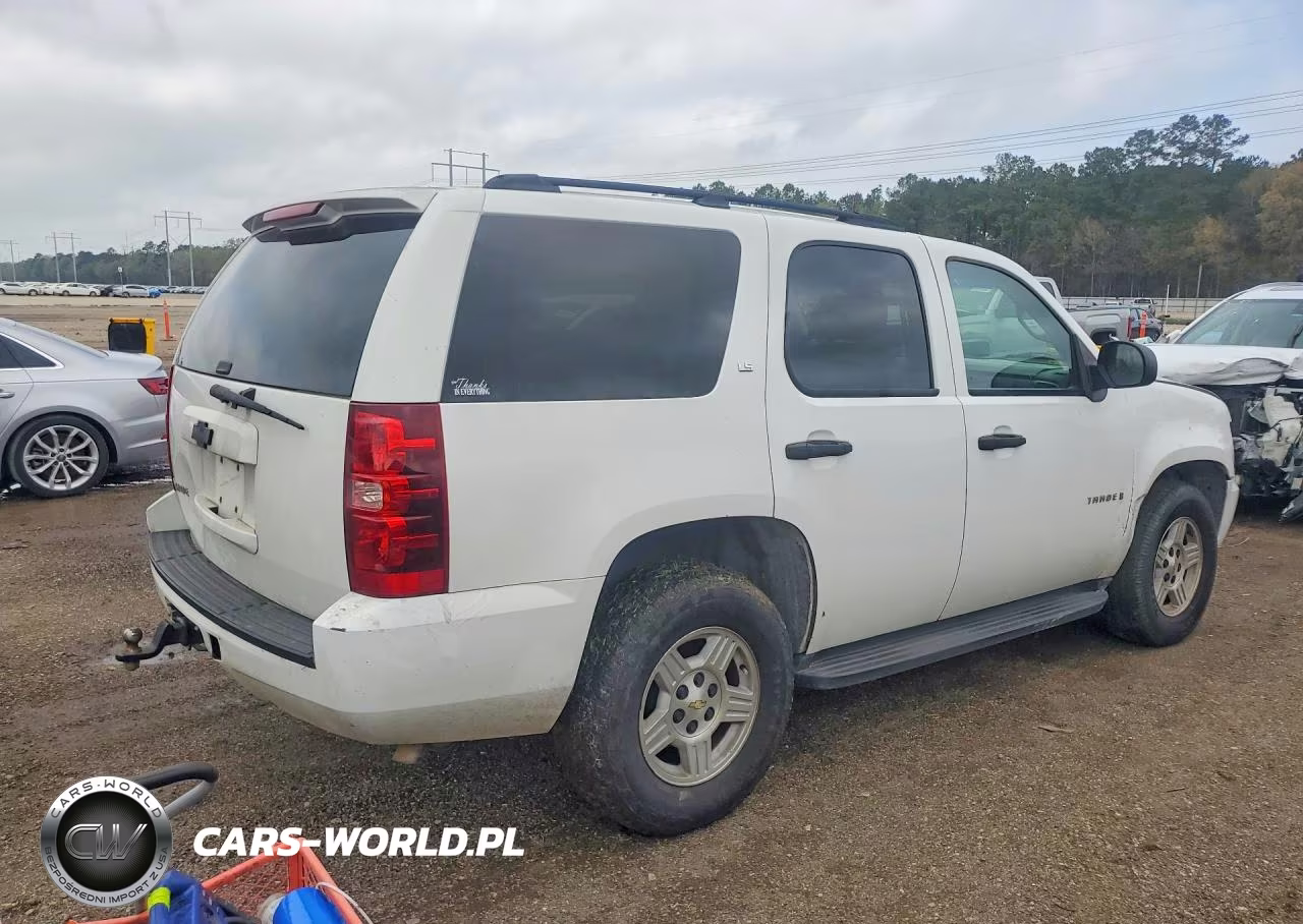 2007 Chevrolet Tahoe VIN:1GNEC13J87R156095 - 3
