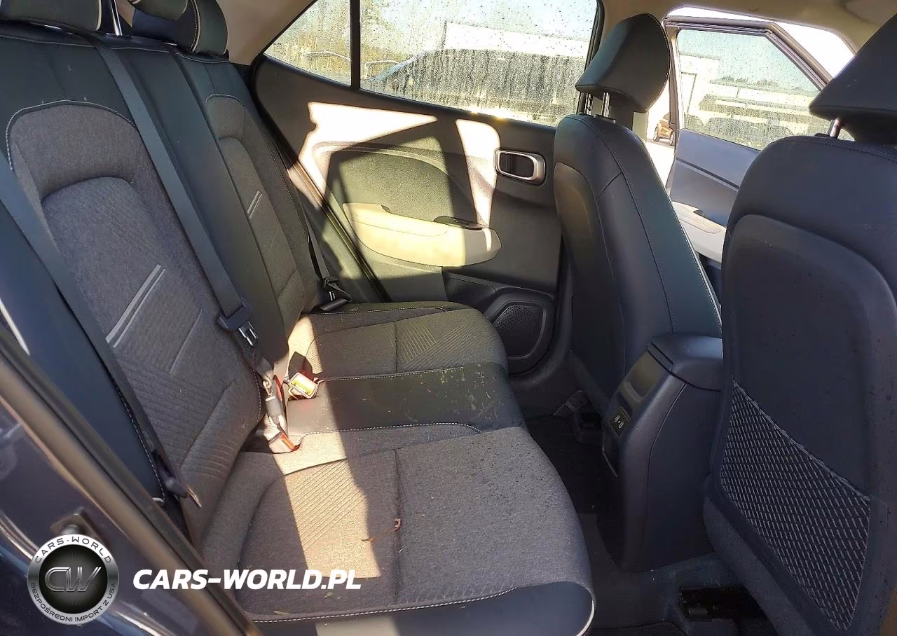 2026 Hyundai Venue Sel VIN:KMHRC8A39TU419723 - 10